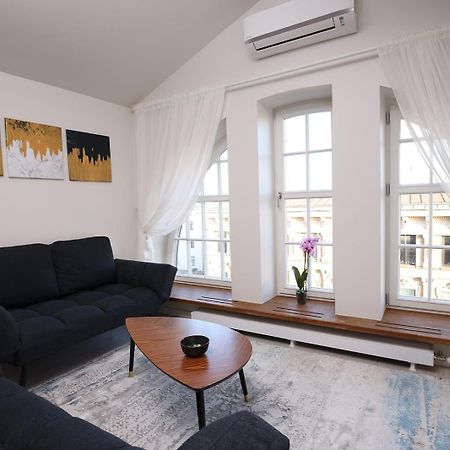 Bright Attic Flat In The Centre Apartment Riga Luaran gambar
